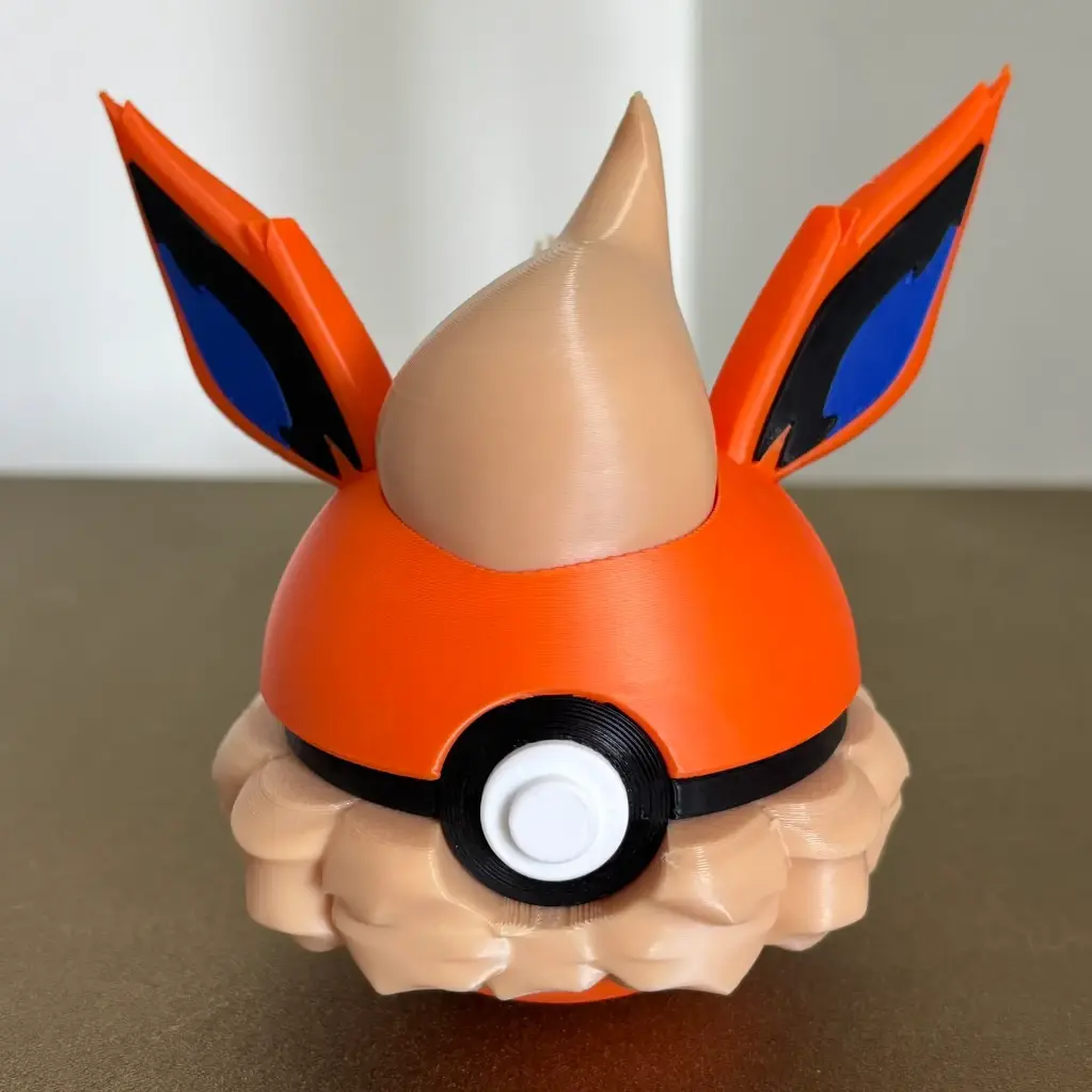 Pokéball Pyroli