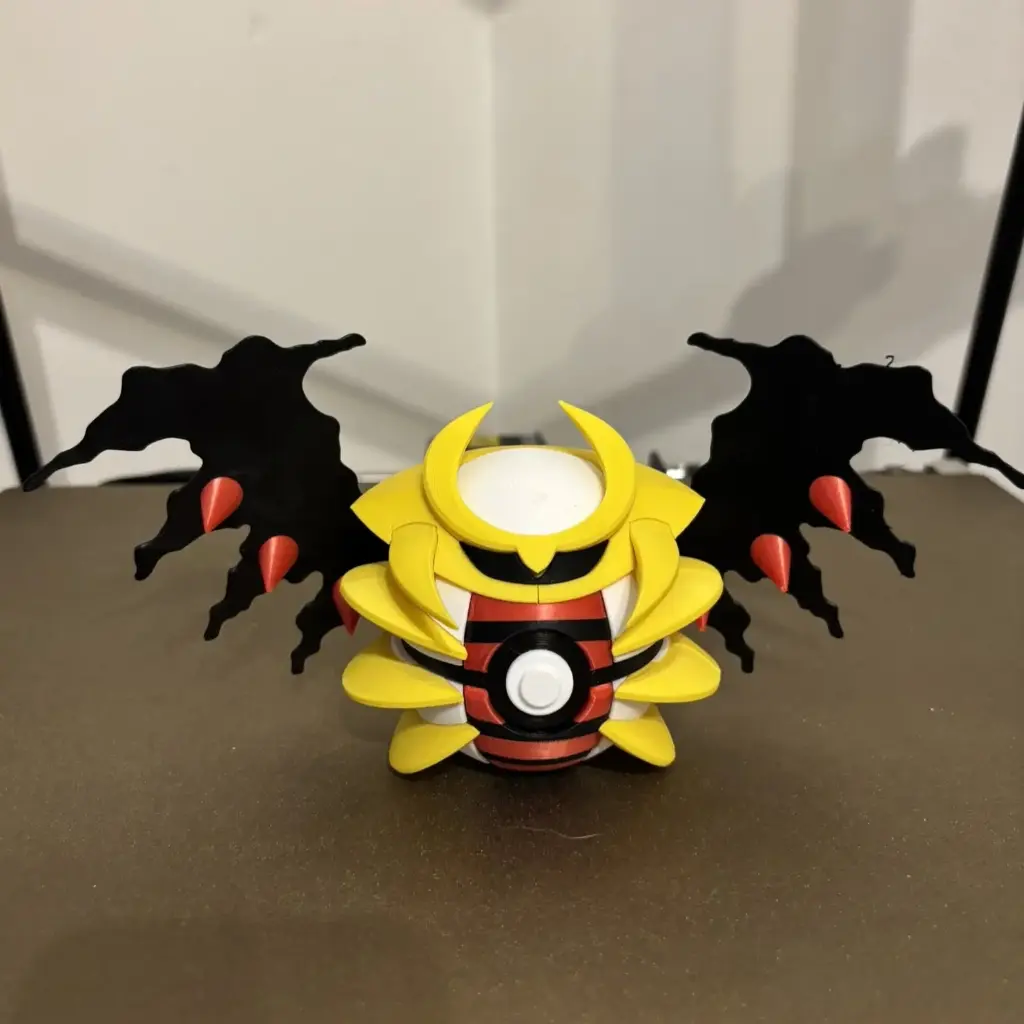 Pokéball Giratina